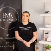 Holly Makeup Grad web 3 (3)