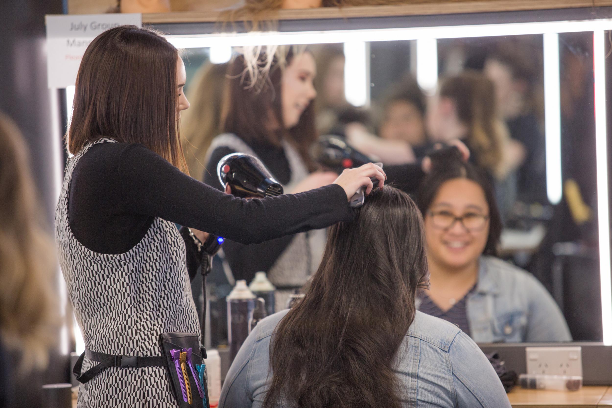 New Zealand Certificate in Hairdressing (Salon Support) (Level 3
